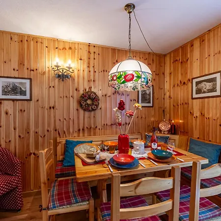 Maison Claude - Relax E In Un'oasi Di Pace - Cour 0247 아파트 *