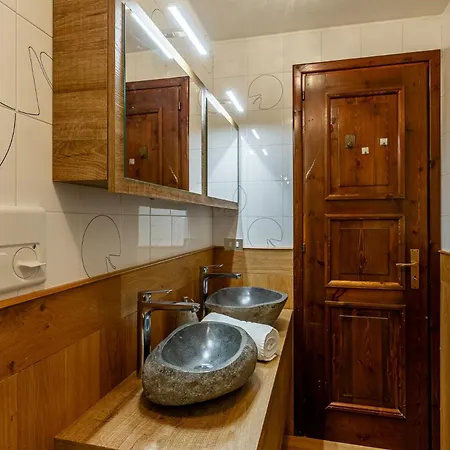 아파트 Maison Claude - Relax E In Un'oasi Di Pace - Cour 0247 *